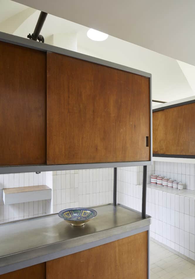 the kitchen in Le Corbusier's Paris apartment