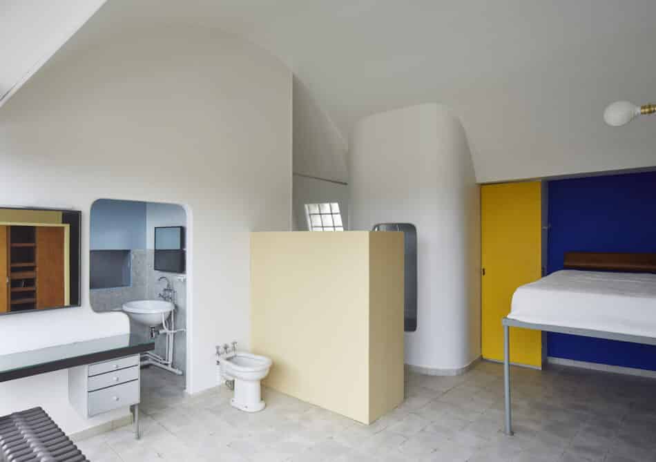 the master bathroom in Le Corbusier's Paris apartment
