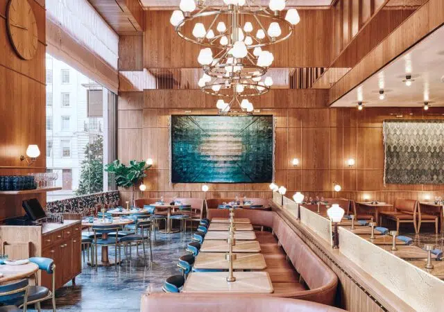 10 Restaurants That Offer a Feast for the Eyes
