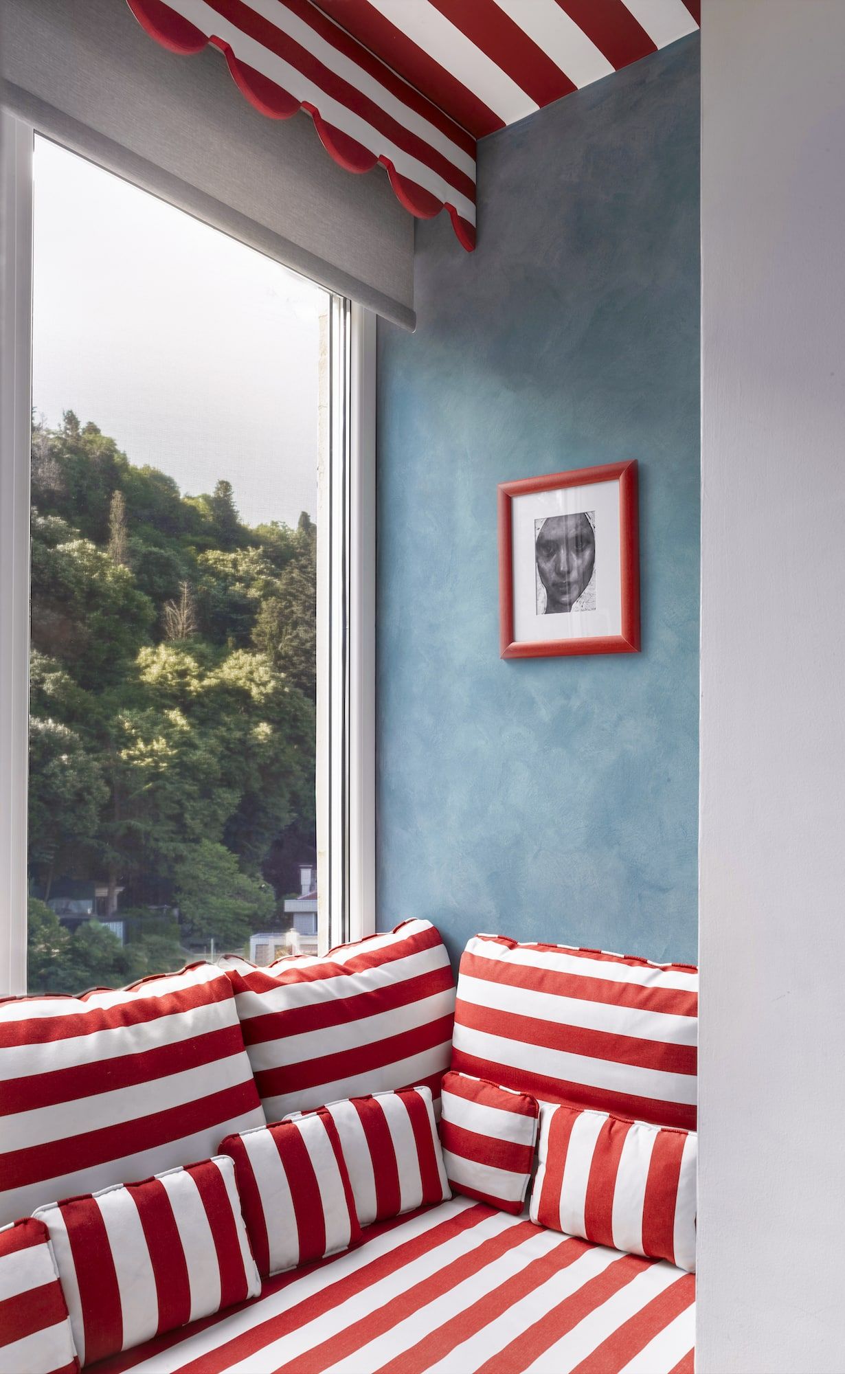 Reading nook designed by Kahrahman