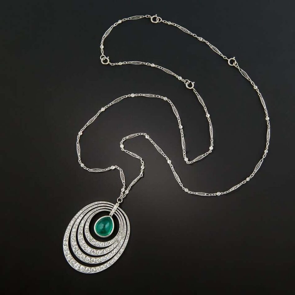 Art Deco emerald and diamond pendant necklace