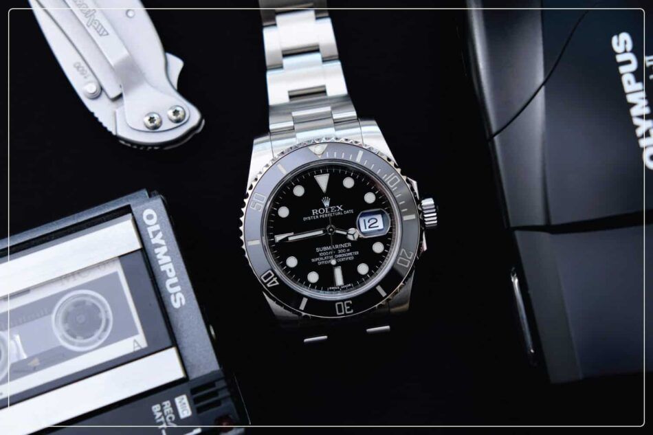 How to Tell if a Rolex Watch is Real or Fake: 11 Signs