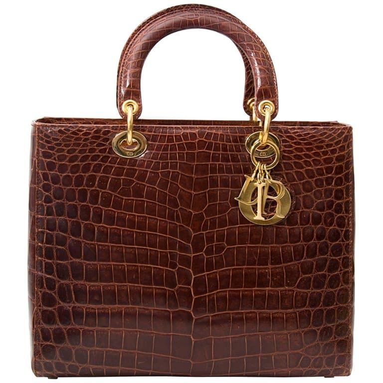 We asked Chat GPT to help us select the most iconic handbags ever. From  classic to chic, the AI truly knows more than a flashy fashionista -  Luxurylaunches