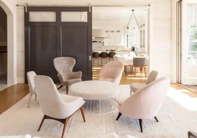 5 Paint Colors Interior Designers Are Currently Obsessed With