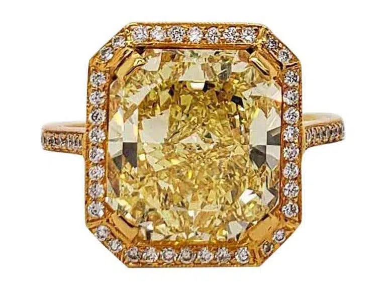 Scarselli 6.70 Carat Fancy Vivid Yellow Radiant Cut Diamond Ring