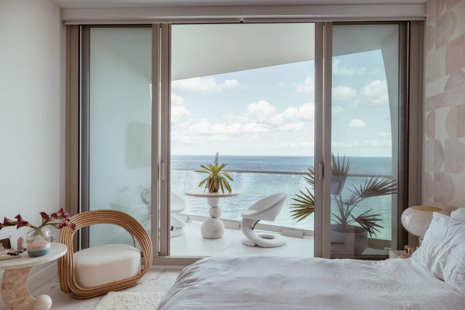 Miami home by Night Palm Studio