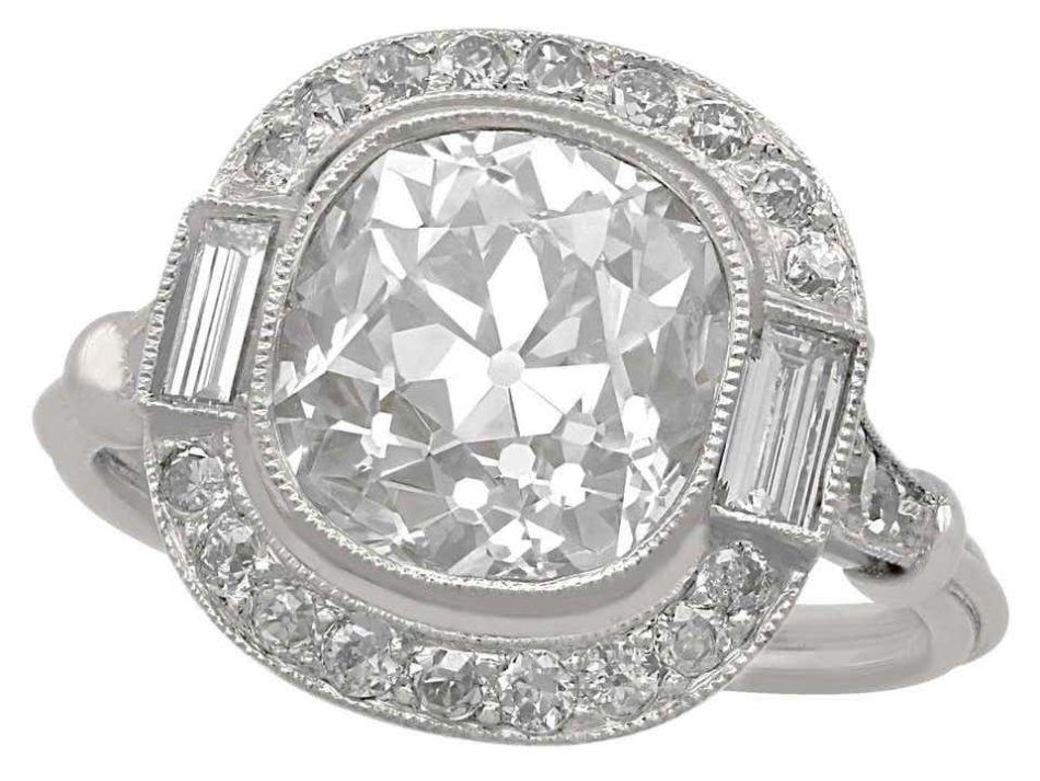 4.23-carat diamond halo and platinum engagement ring, 1900