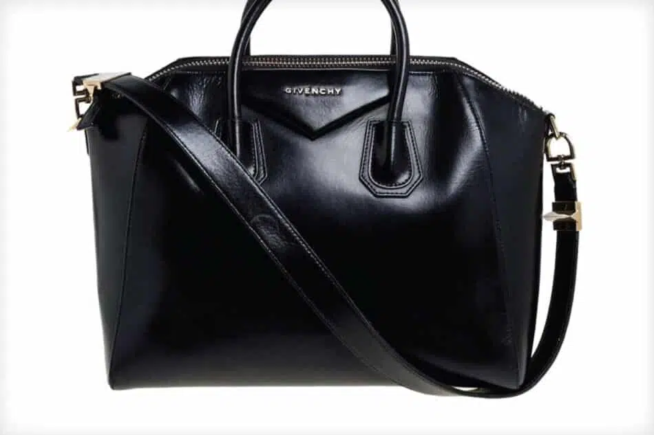 Seau gv bucket leather handbag Givenchy Black in Leather - 26157136