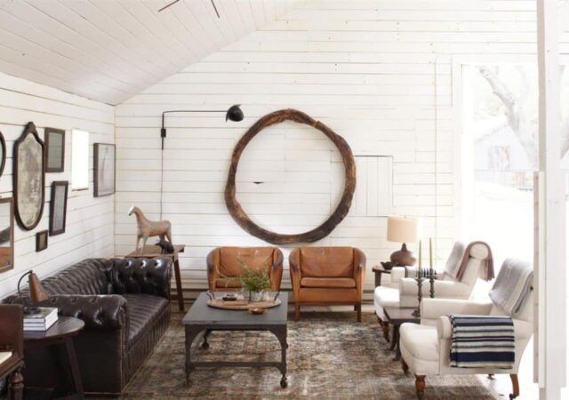 17 Interiors with Rustic Reclaimed Wood