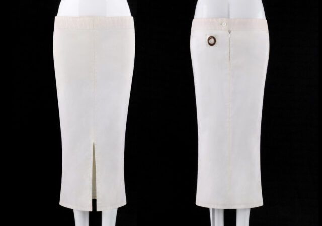 This ’90s Alexander McQueen Bumster Skirt Has a Surprising Detail