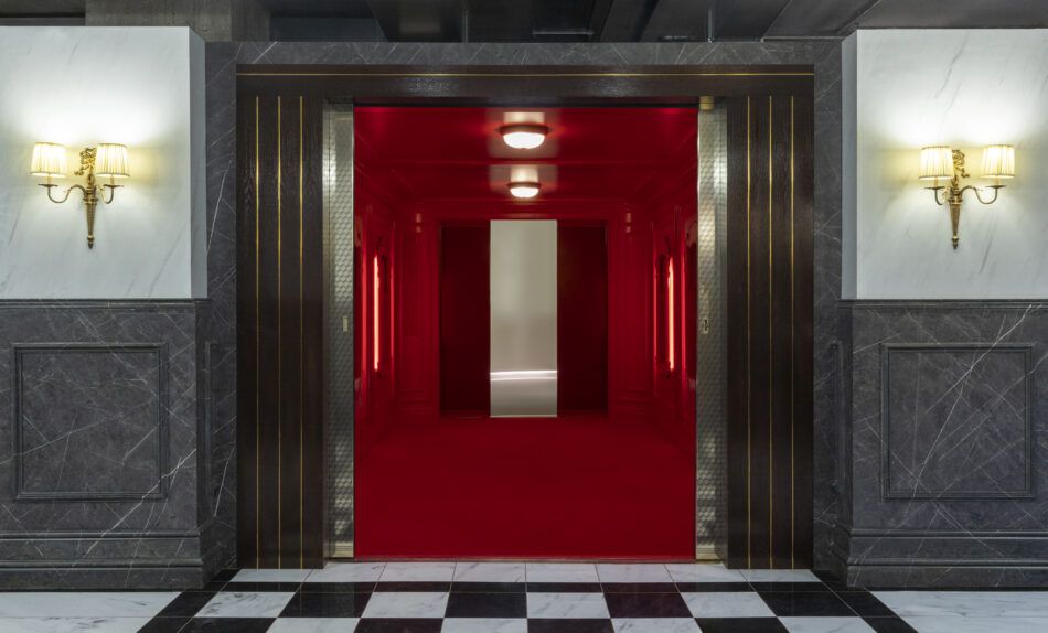 Gucci red elevator