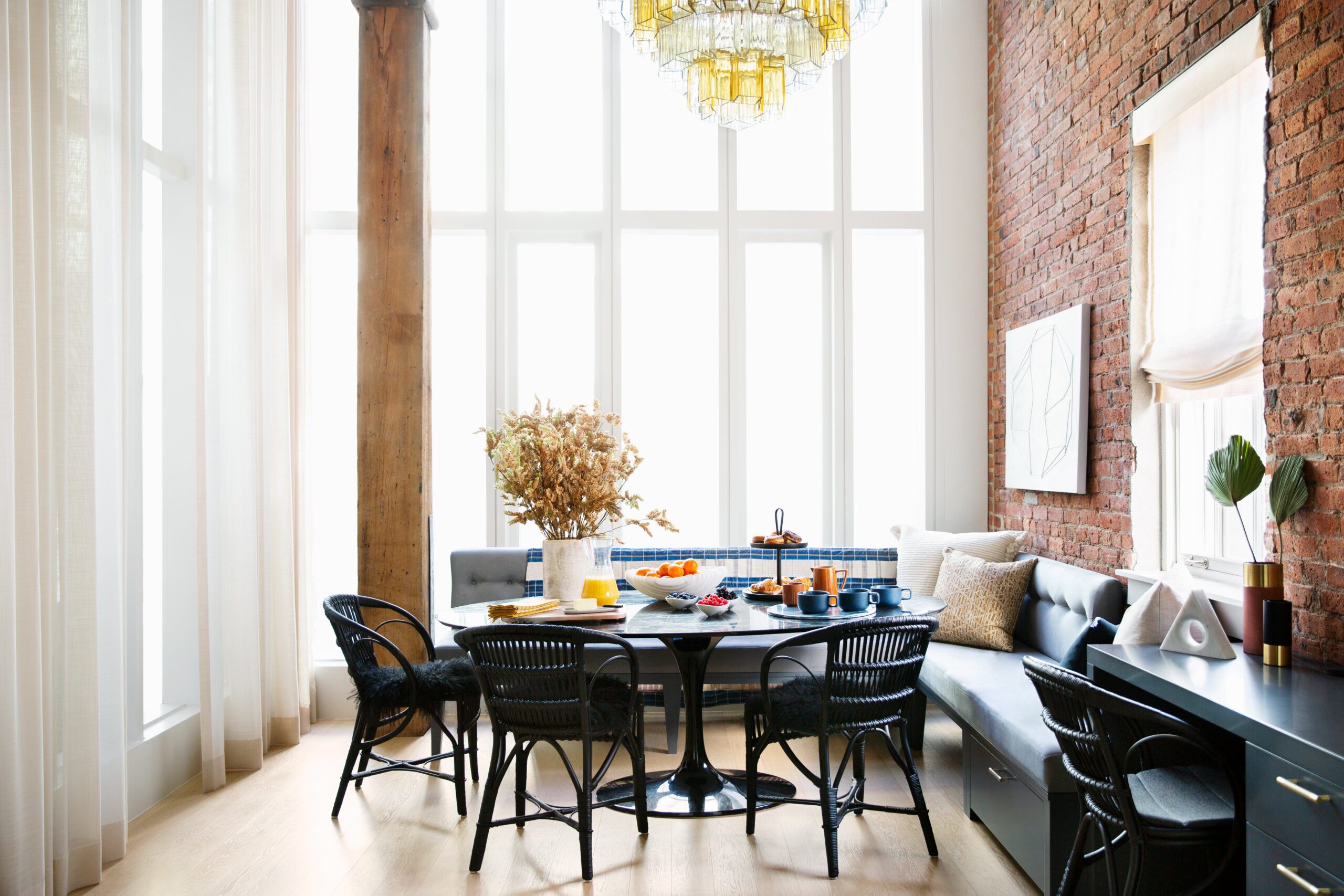 Dumbo dining room by Bella Mancini