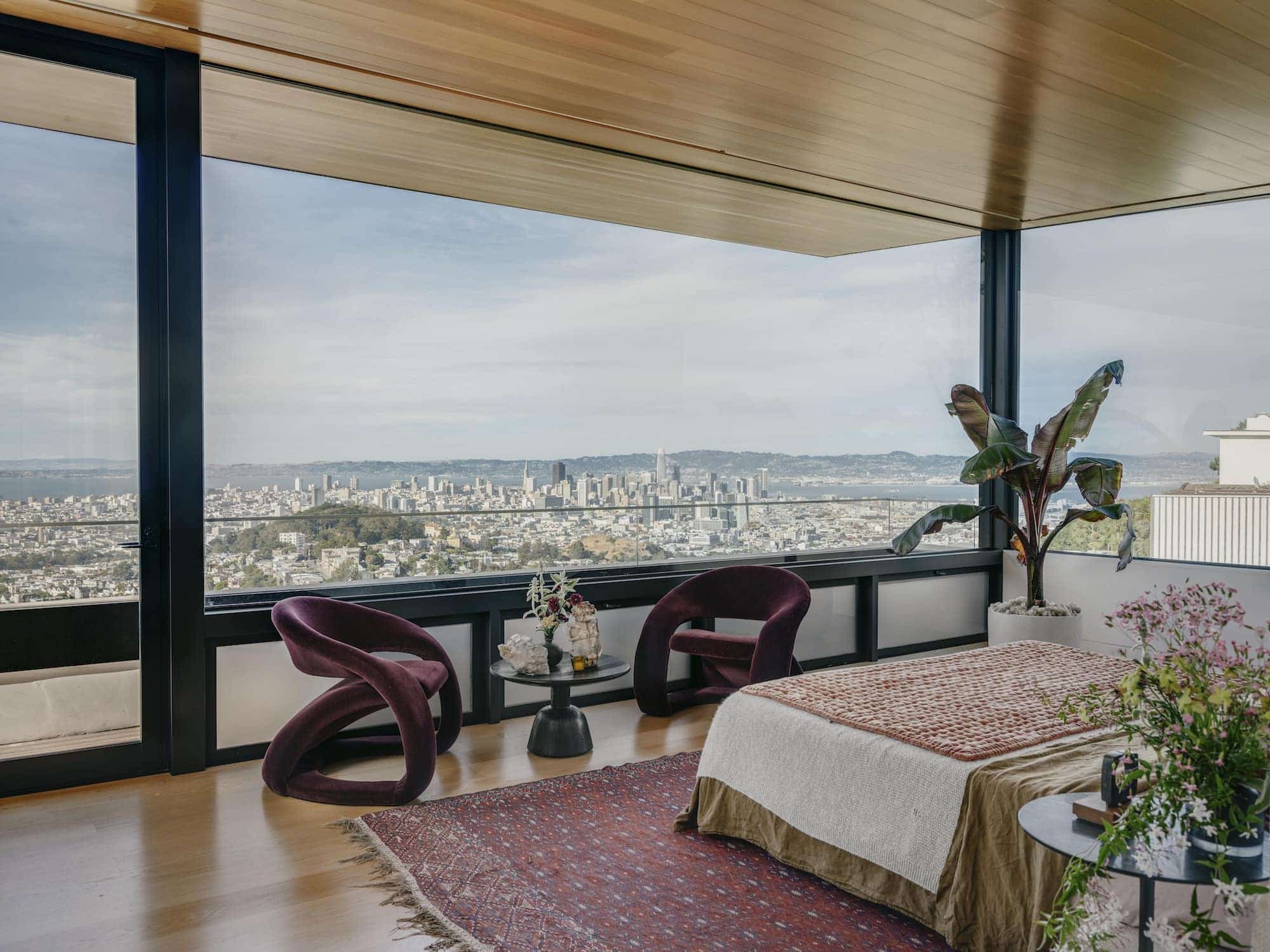 11 Bedrooms with Incredible Views - The Study