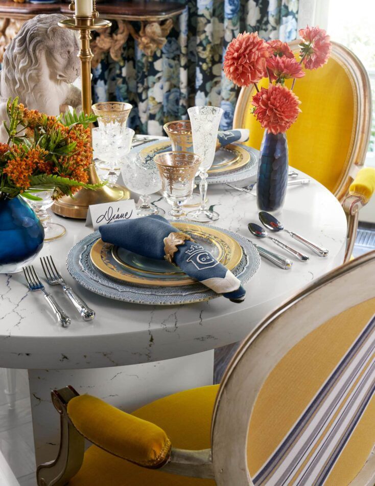 At the 2021 Kips Bay Decorator Show House Dallas, Corey Damen Jenkins created a bold French Imperial dining room.