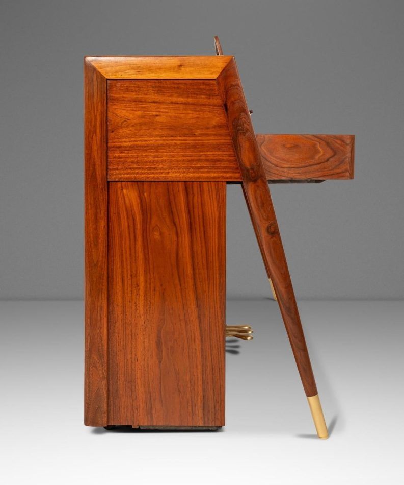 Baldwin piano