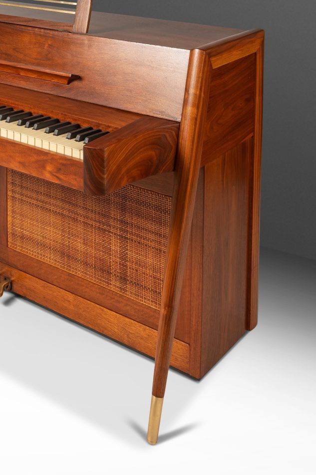 Baldwin piano