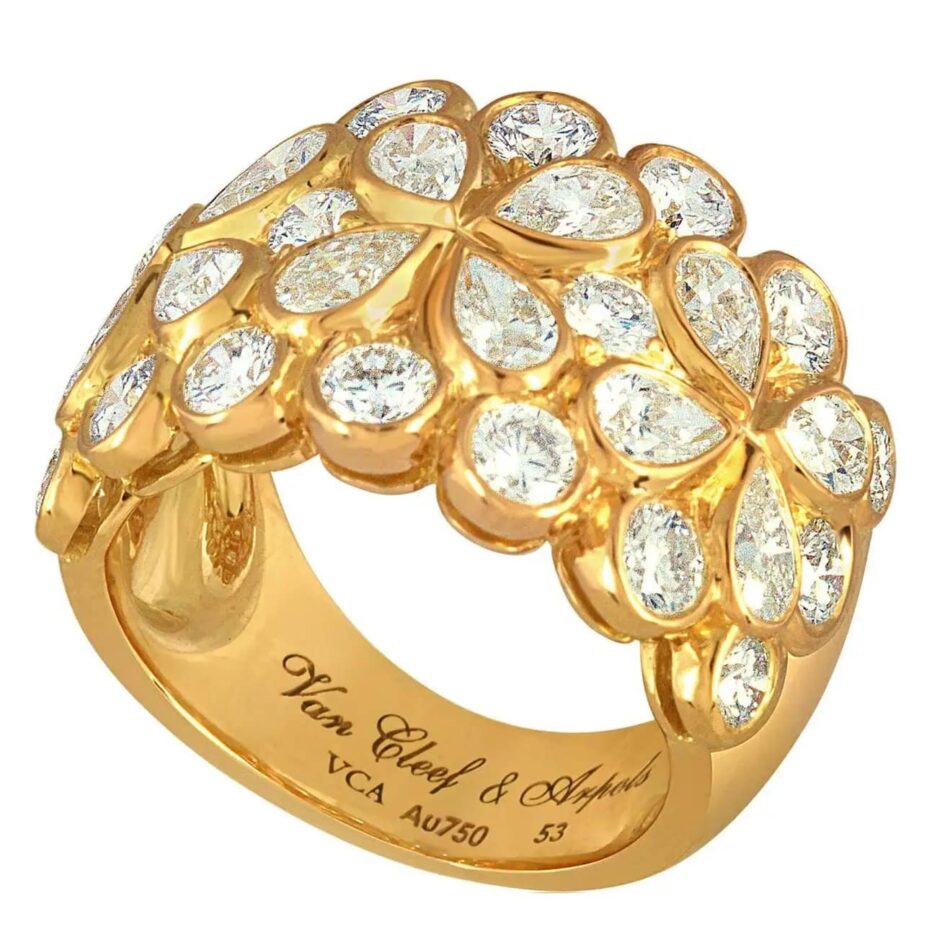 Van Cleef & Arpels Rosée diamond band, ca. 2000, offered by Diamond Stars Jewelry, Inc.