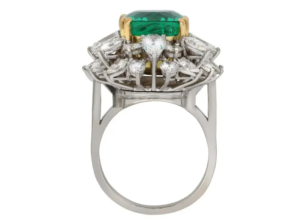 emerald and diamond ring