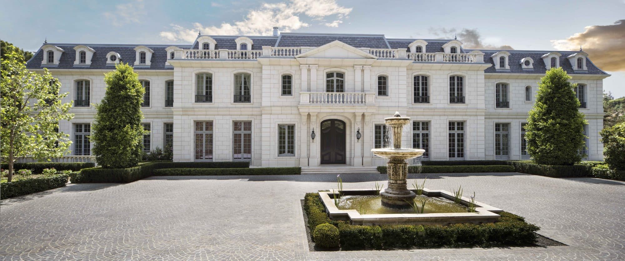 William Hefner Picks Furniture for an Opulent Bel Air Mansion