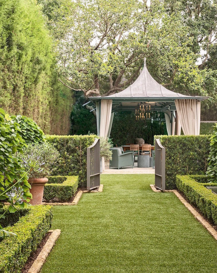 English Country–style house in Houston, designed by Fern Santini
