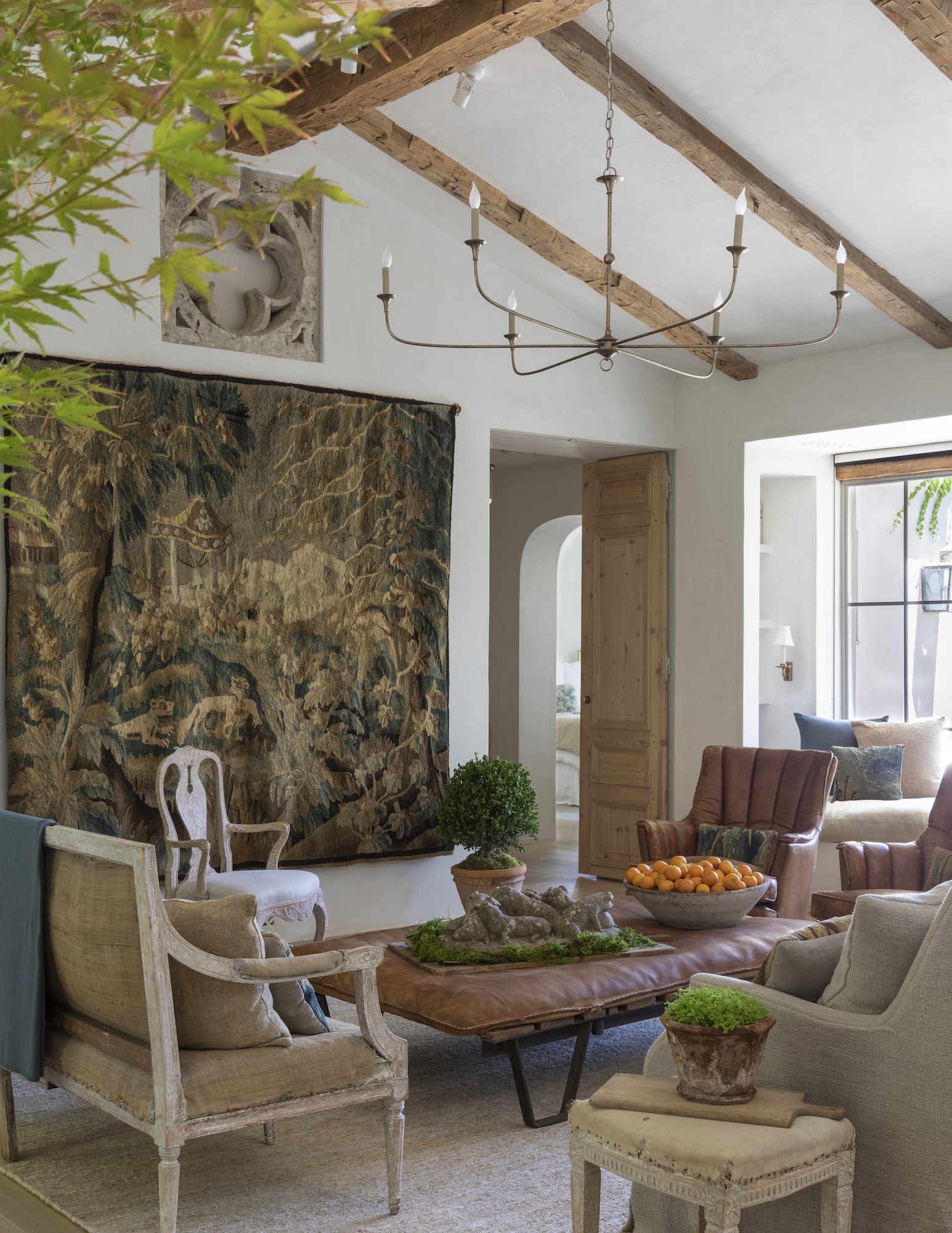 A Room We Love from the 1stDibs 50: Giannetti Home