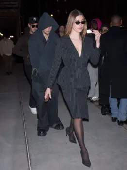 Hailey Bieber in Mugler