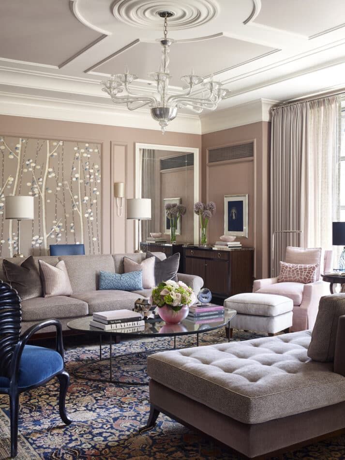 Manhattan pied-a-terre by Heather Wells Interiors