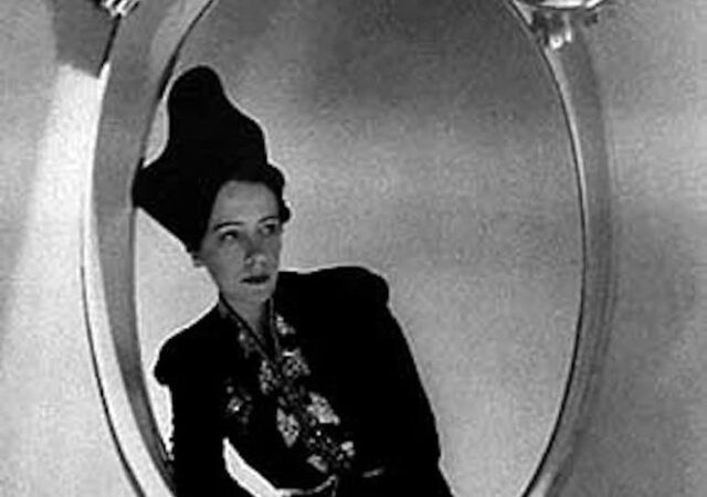 Fashionable Quiz: Elsa Schiaparelli
