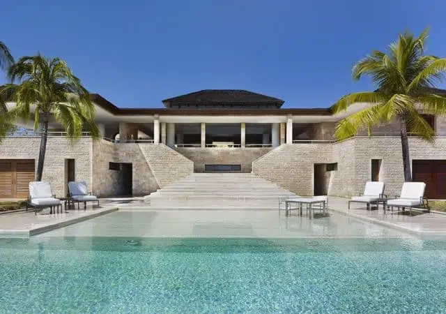 7 Designers’ Tips for Building an Island Dream Home