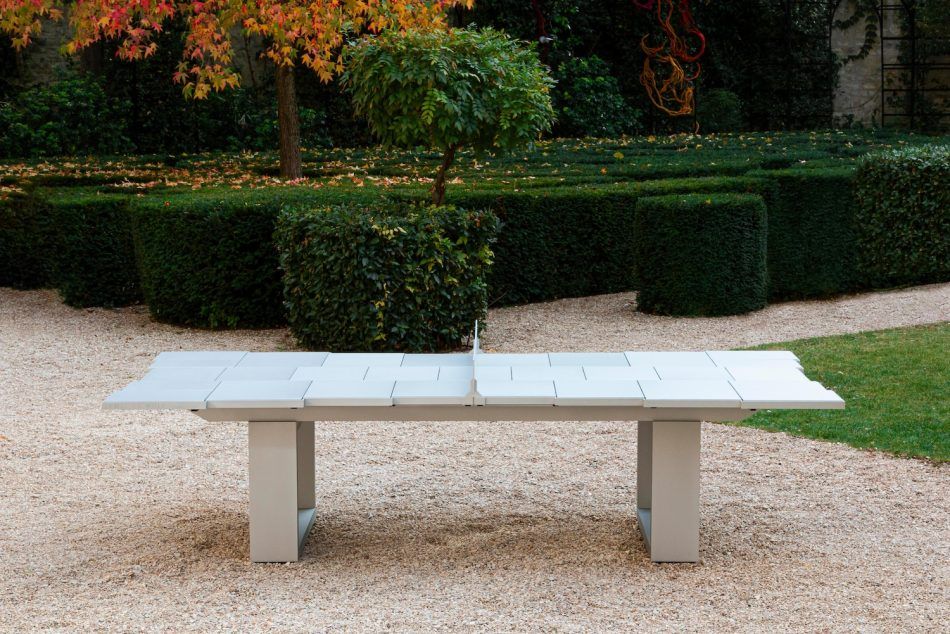 James de Wulf Resonating Ping Pong table