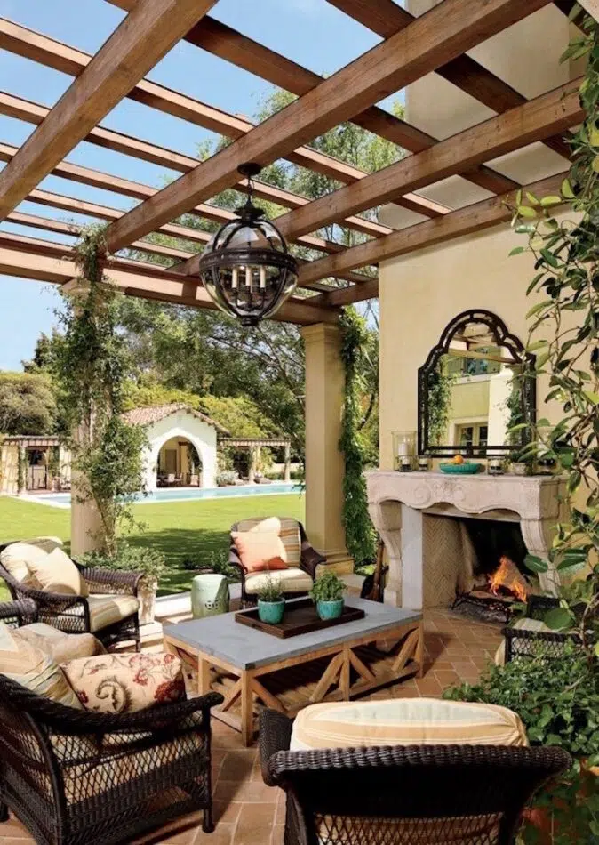 Santa Monica home by Michael S. Smith Inc.