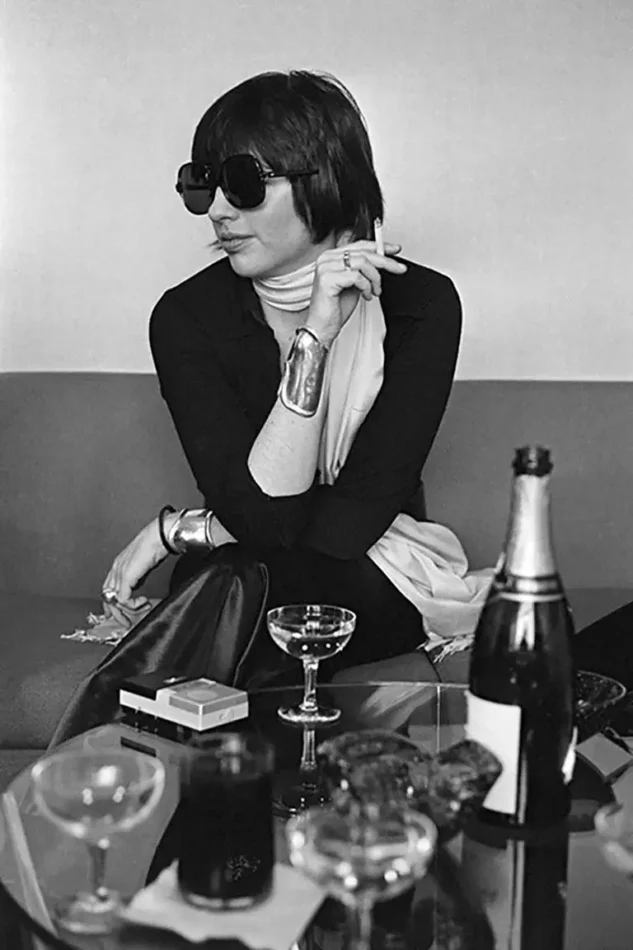 Liza Minelli wears an Elsa Peretti for Tiffany & Co. Bone cuff on each wrist in this 1974 photo by Terry O'Neill
