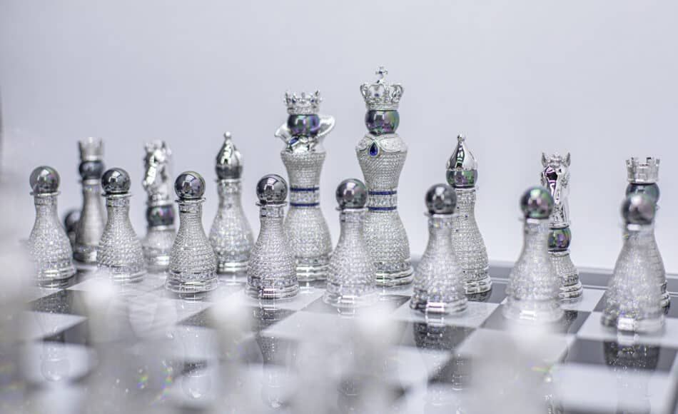 Golden silver International chess closeup Preview