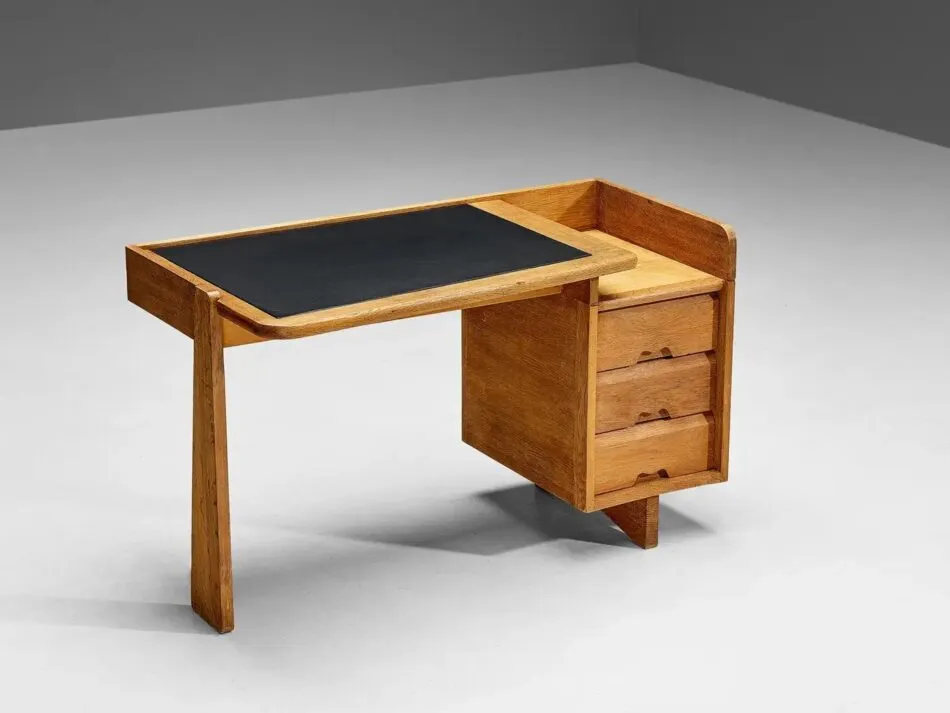 An elegant Guillerme et Chambron writing desk
