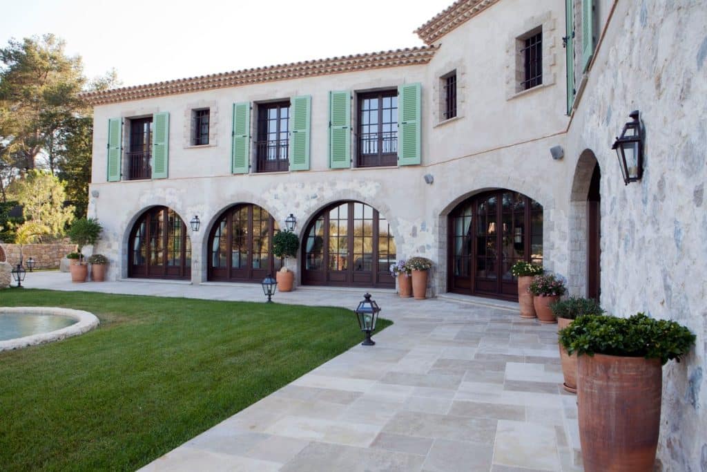 A family villa in Cannes designed by Taylor Howes