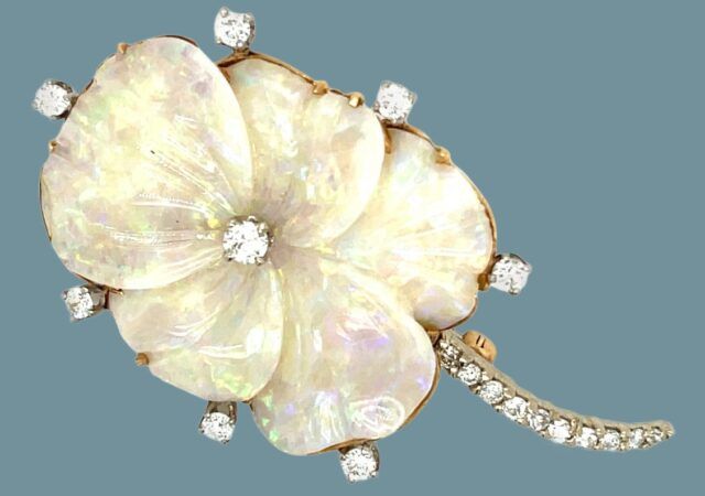 This 1960s Opal Pansy Brooch Is a Perfect Token of Love