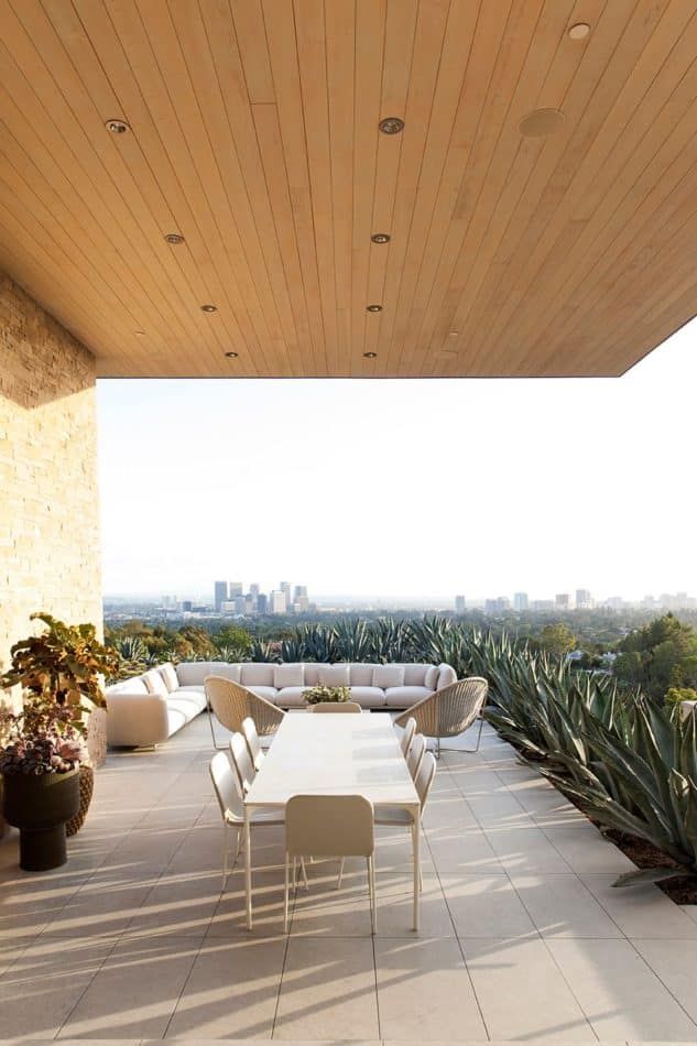 patio by Marmol Radziner