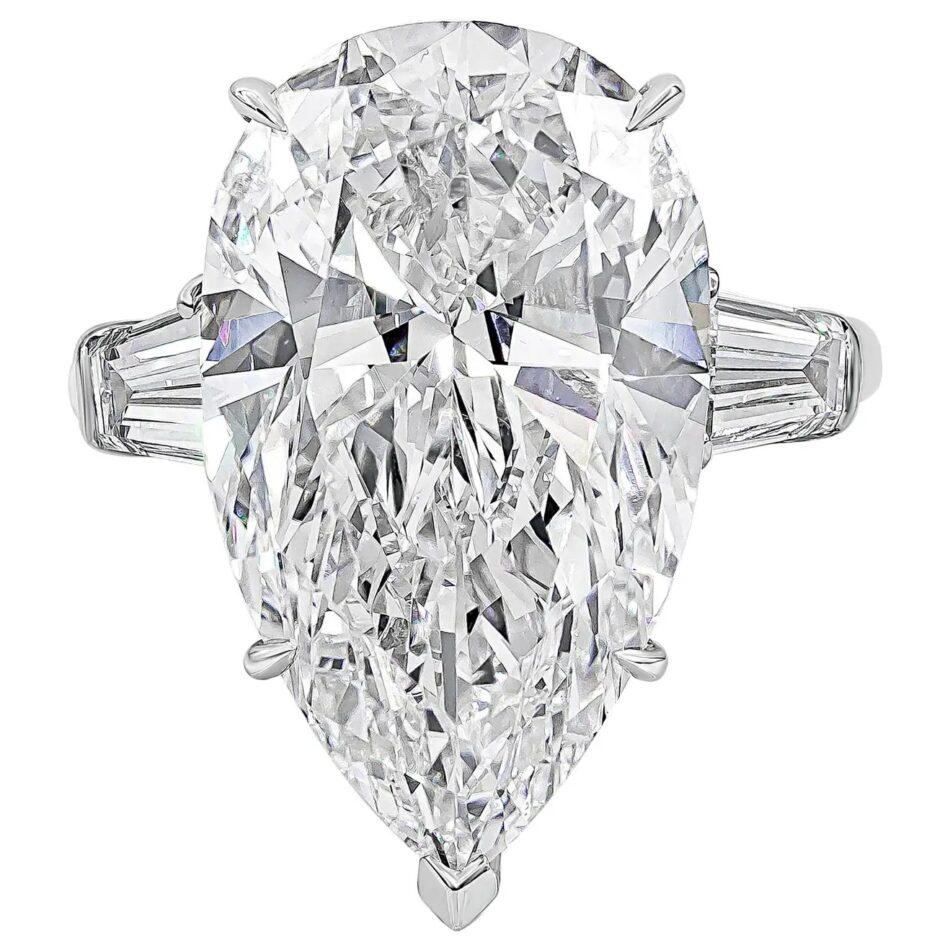 Jacques Timey for Harry Winston three-stone diamond engagement ring, 1990s, offered by Roman Malakov Diamonds