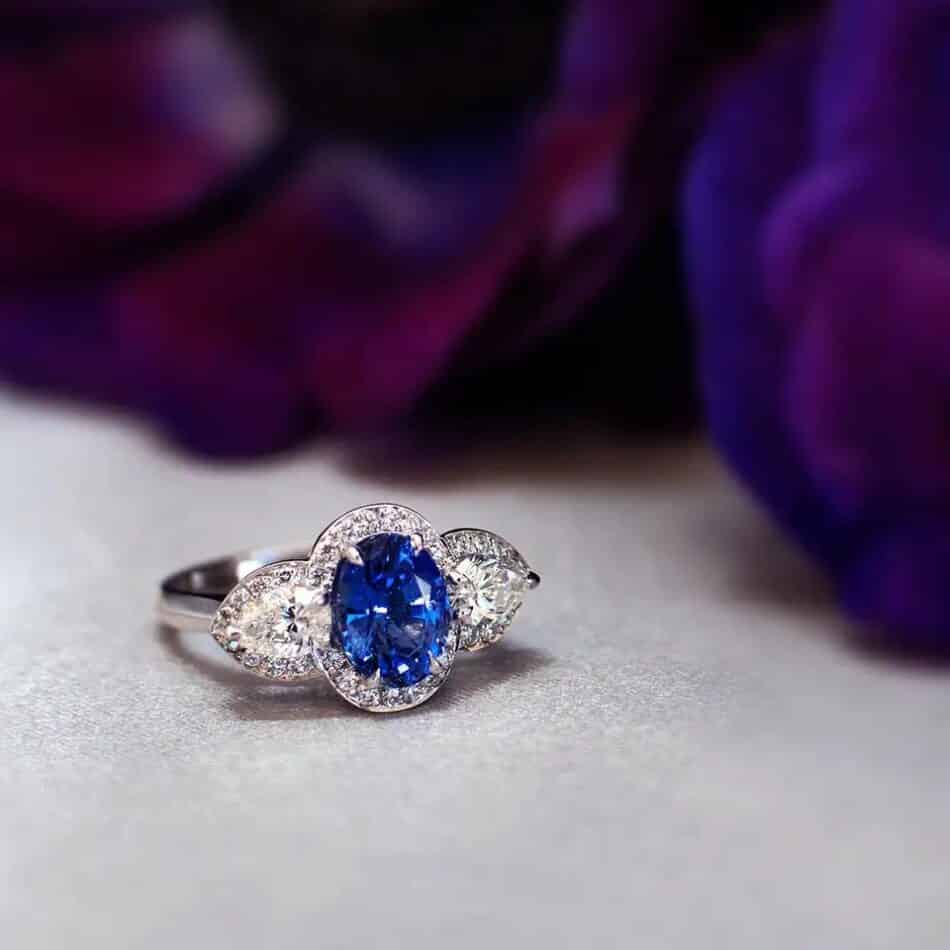 Natalie Barney Ceylon sapphire and diamond ring, 2018