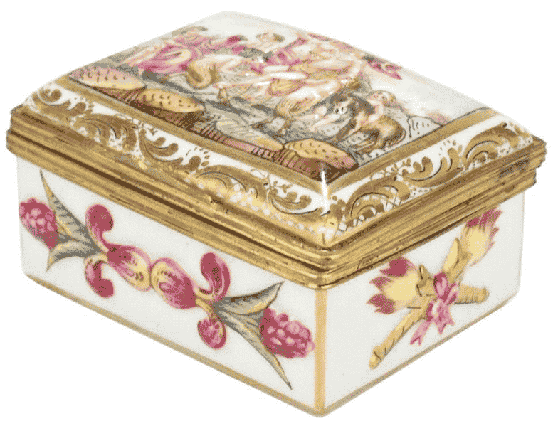 Capodimonte porcelain table snuff box, early 20th century