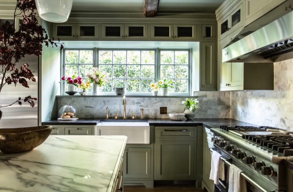 Green kitchen ideas: 16 kitchens in sage, olive and apple