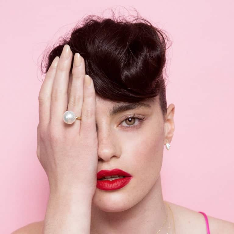 Sweet Pea pearl ring