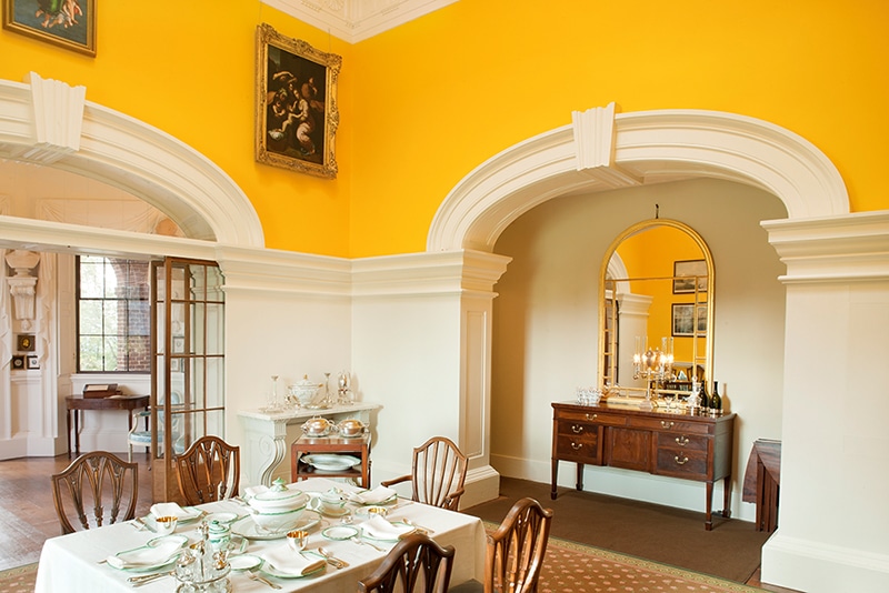 The bright yellow walls of Monticello's dining room reveal Jefferson's affinity for (then) avant-garde design solutions.