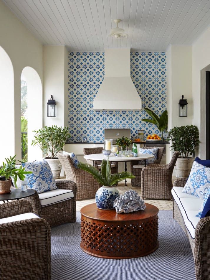 Florida patio by Summer Thornton