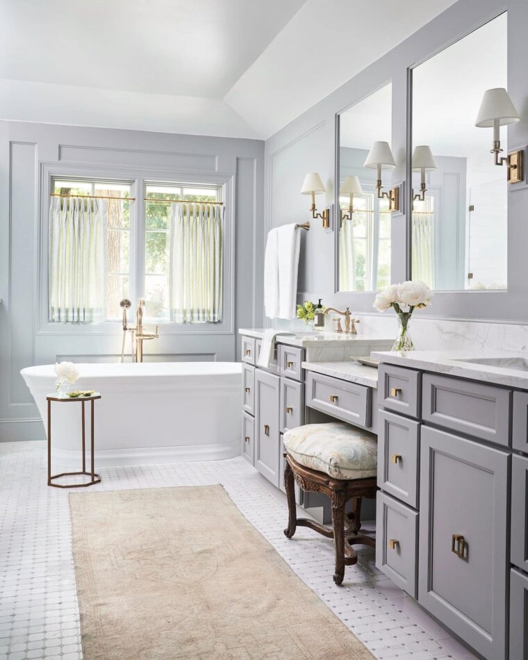 Bathroom by Tori Rubinson Interiors in Fort Worth, TX