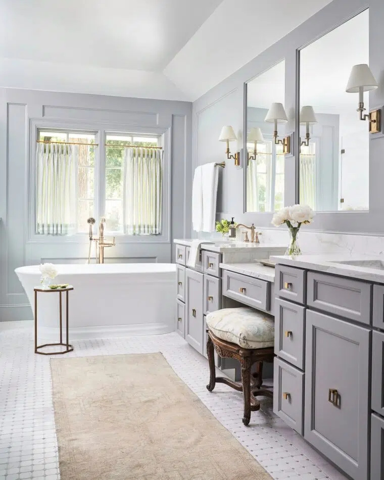 Bathroom by Tori Rubinson Interiors in Fort Worth, TX