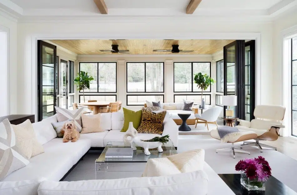Living room in Potomac, MD by Zoe Feldman