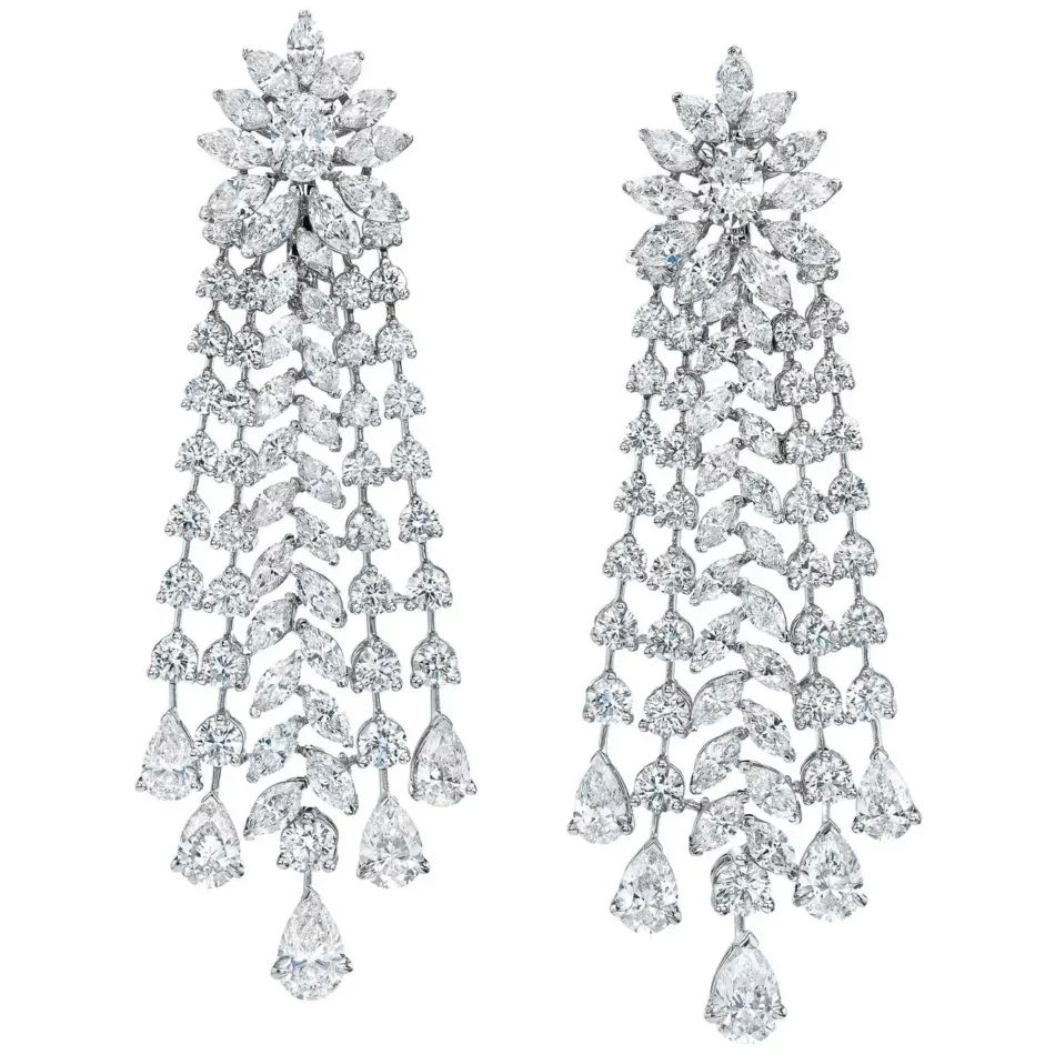 Roman Malakov 27.01-carat diamond fringe-style chandelier earrings, 2016