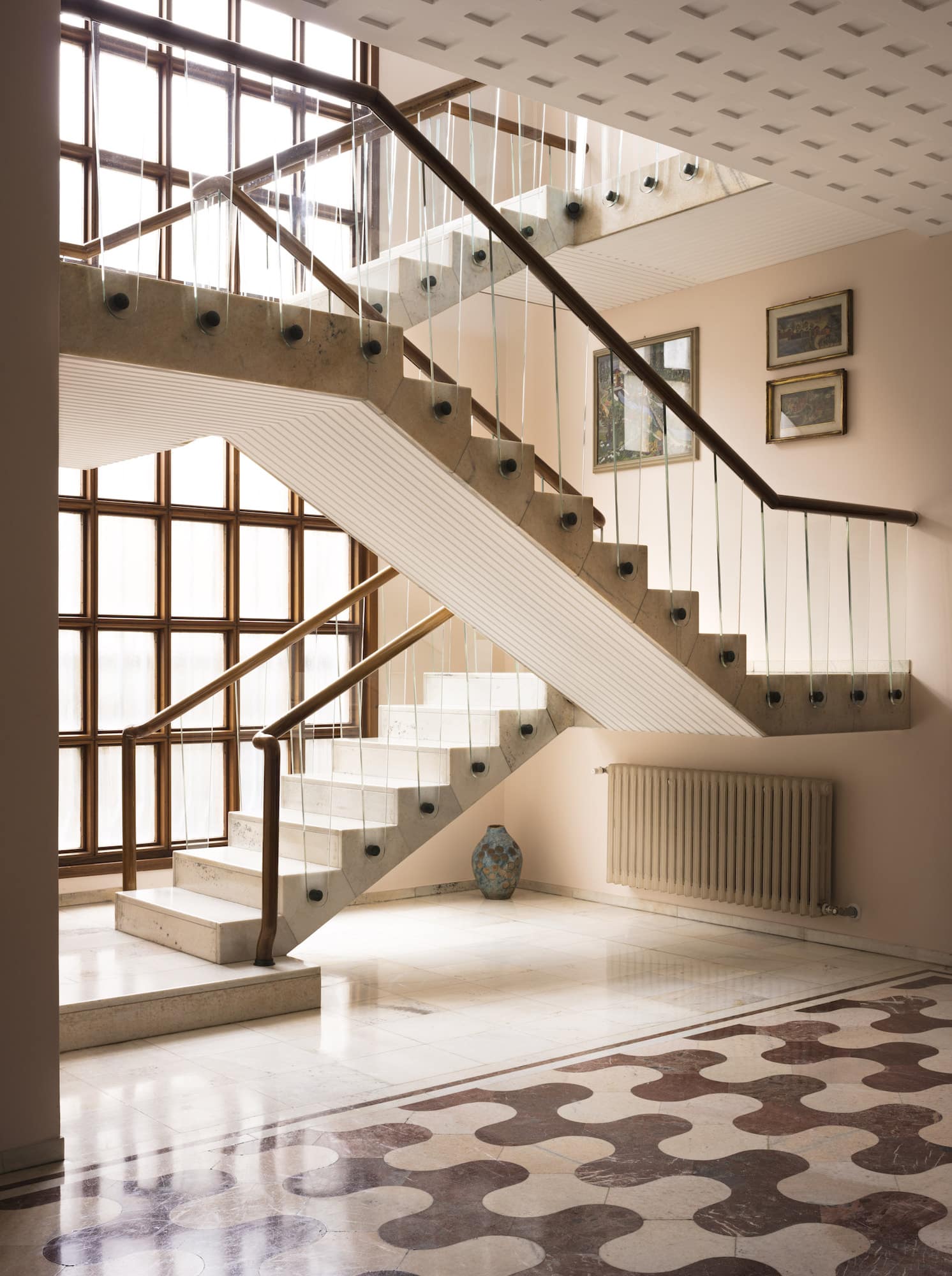 The staircase at Villa Borsani