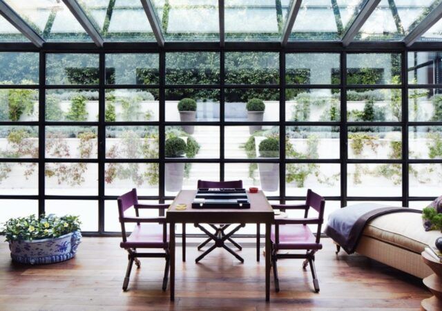 24 Views of Extraordinary Villas around the World